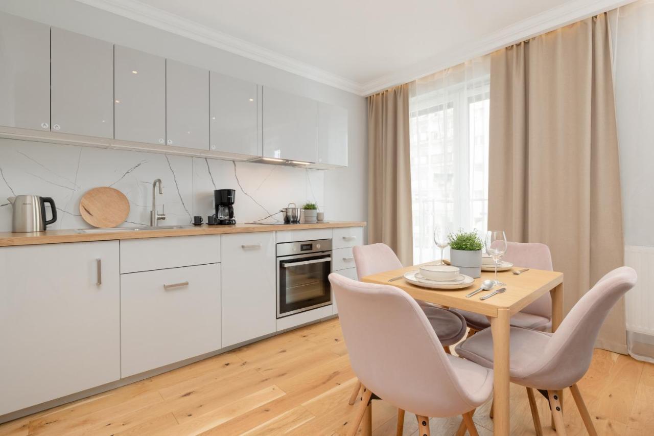 Apartament Z Tarasem W Centrum Swinoujscia By Noclegi Renters Swinoujscie Exterior photo