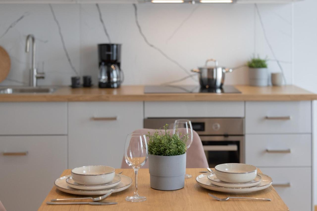 Apartament Z Tarasem W Centrum Swinoujscia By Noclegi Renters Swinoujscie Exterior photo