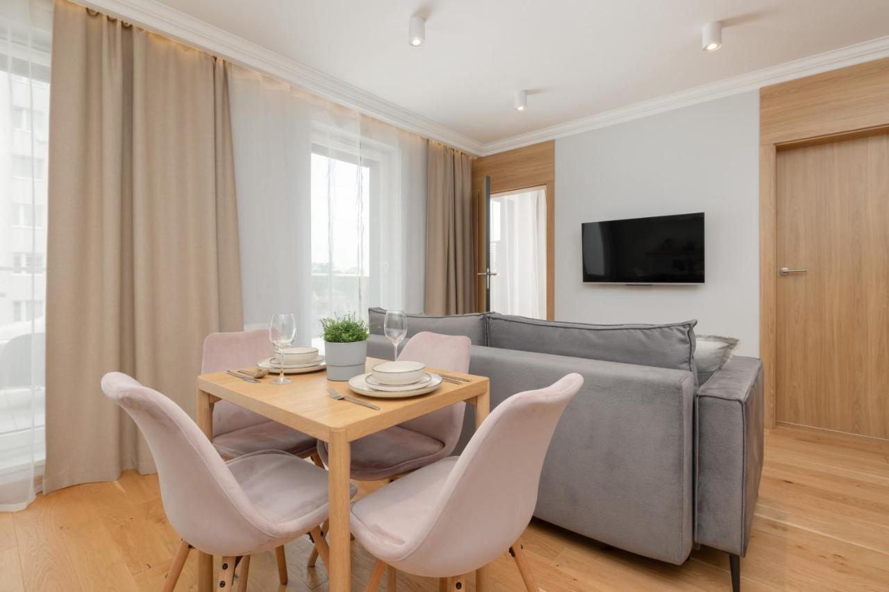 Apartament Z Tarasem W Centrum Swinoujscia By Noclegi Renters Swinoujscie Exterior photo